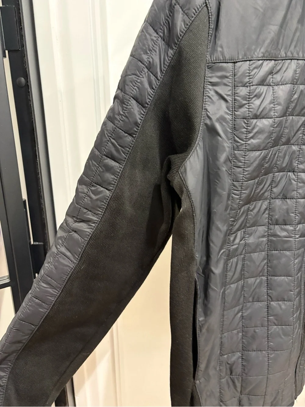 Perry Ellis Men's Black Quilted Hybrid Jacket
